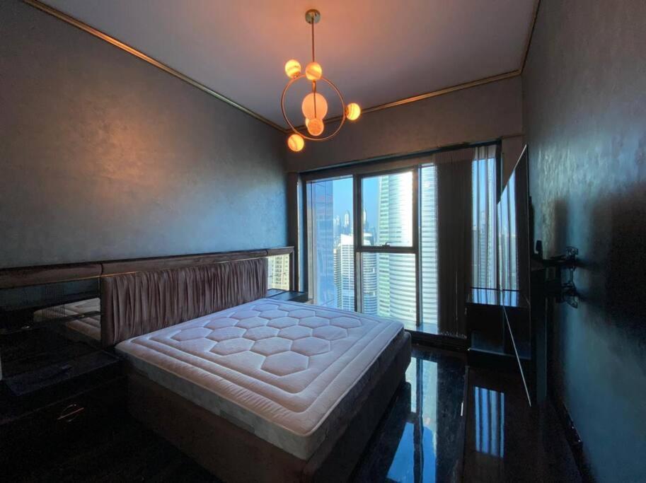Apartment Luxurious 2br In Mbl Jlt Brand New Dubai